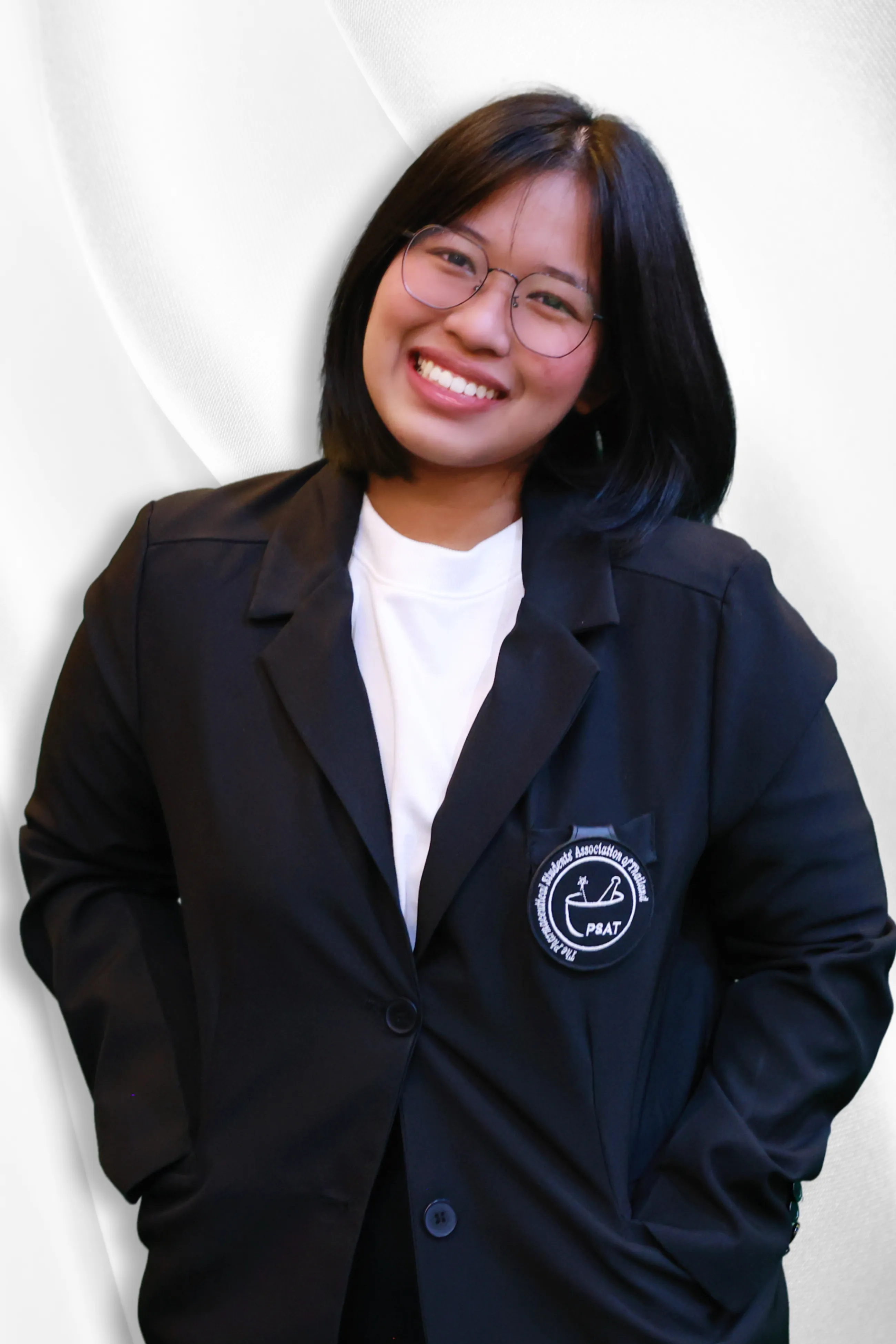 นศภ.พนิตนันท์ เจตน์จำลอง (โฟกัส)